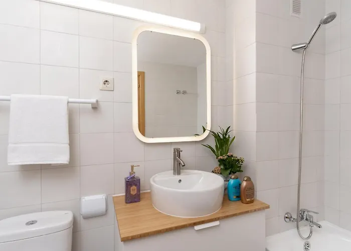 Alva Park Sunny Near The Apartament Lloret de Mar